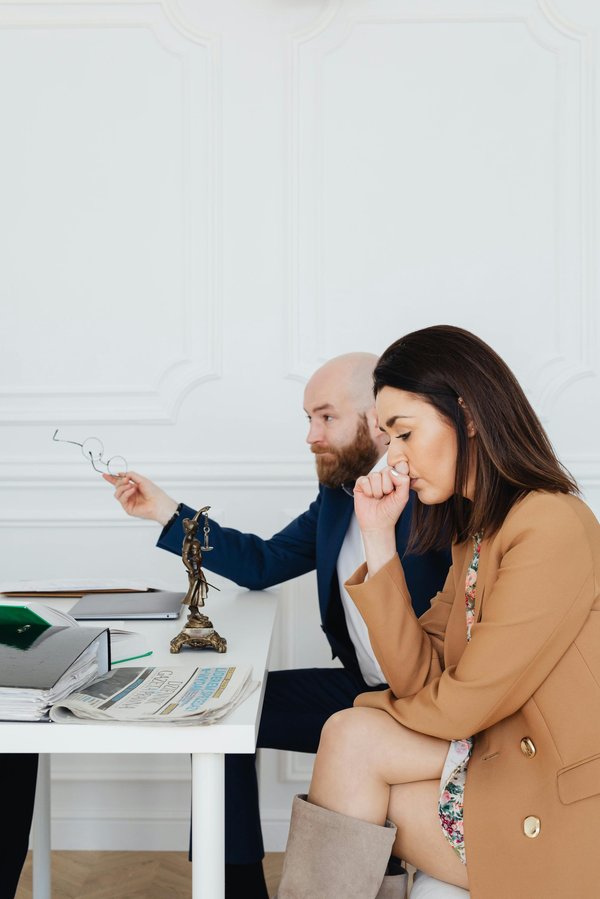 Conseils juridiques essentiels pour protéger vos droits humains